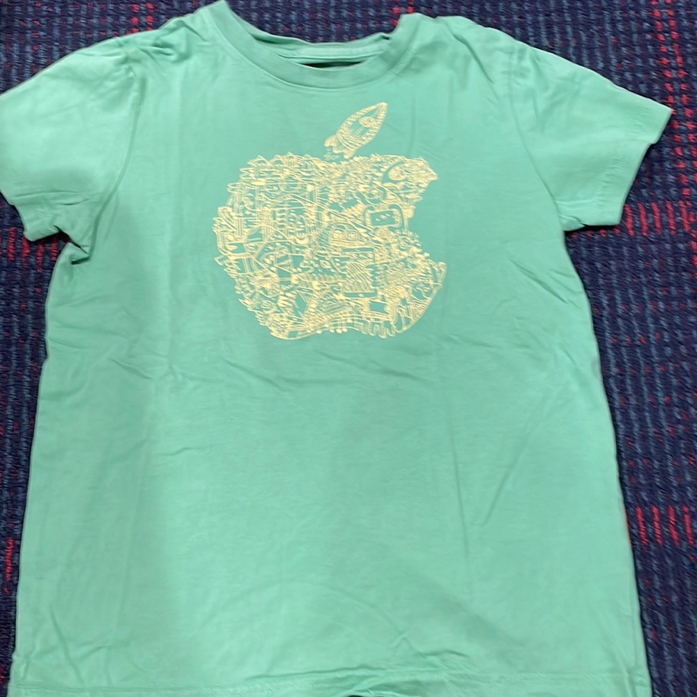 Apple Store Kids M T-shirt